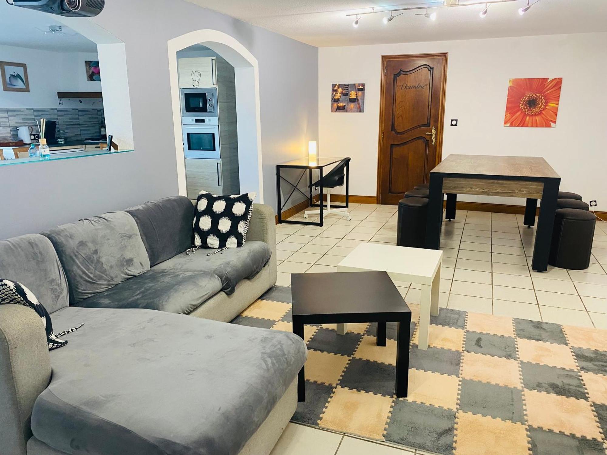 Spacieux Appartement 110M2 Avec Terrasse Privative Beauregard-Vendon Bagian luar foto